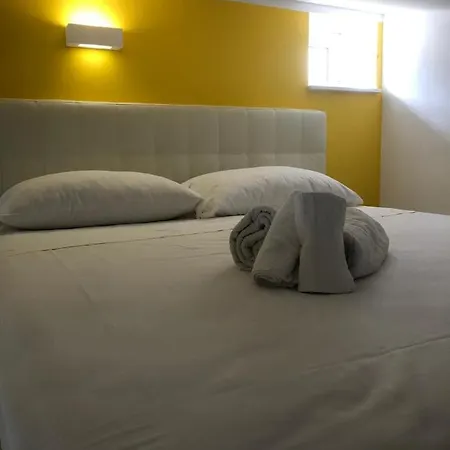 Dependance Oscar Homestay *